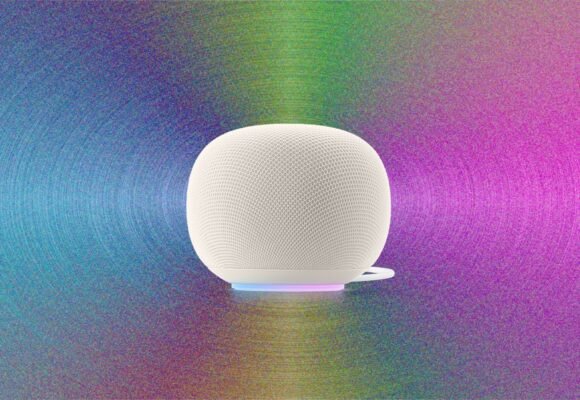 Google Home Speaker Review: Leading the Pack, Again