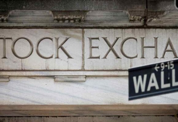 Big Tech leads sell-off in global stocks