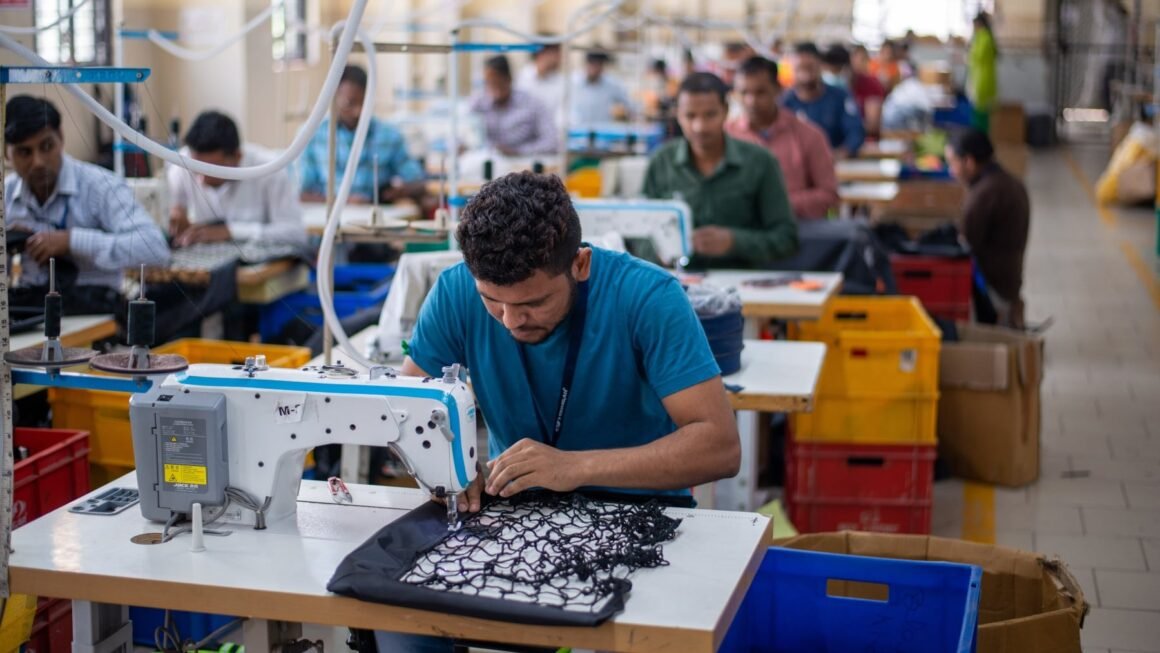 Indian Textile Stocks Outperform on Trade Deal Optimism
