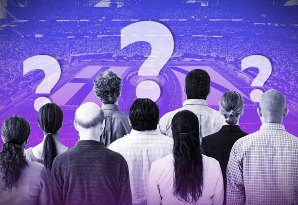 How crowds become stupider