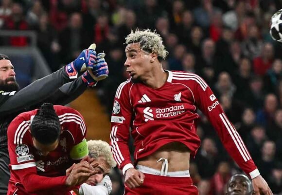 Jeff Bezos investor group closing in on Liverpool FC stake