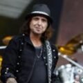 Motörhead guitarist Phil Campbell died from multi-organ failure, inquest hears